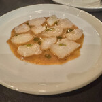 Oil  - 平目のティラディート(ペルー風カルパッチョ)とボラーチョソース