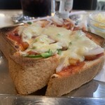 シャモニー - ピザトースト