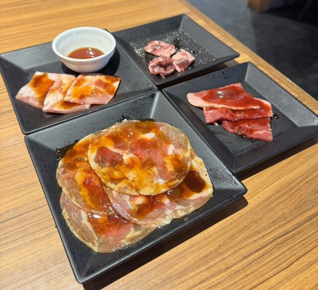 焼肉 焼肉はっさん (@yakiniku.hassan) · Nisshin-shi, Aichi