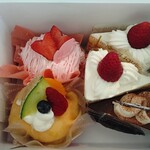 スイーツスイート フクダ - 料理写真:ケーキ5点　2025/4