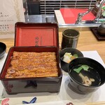 297246639 - ✅ 静岡産幻の共水うな重(大)¥8.580❗️　
                        　※肝入りお吸い物・香の物付き
                        　※クレジット決済可能
                        　※今まで無料だったご飯大盛りをお願いするも
                        　　米高騰につき＋¥200(お櫃での提供)