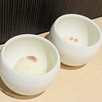 個室 和牛すき焼き 霜降り - 