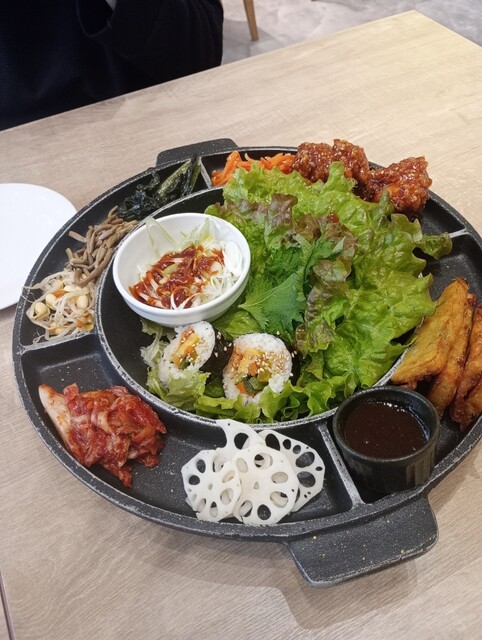 K α Ion Moru Nagoya Chaya Ten