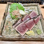 土佐みょうじん - 藁焼き鰹たたきの全体図