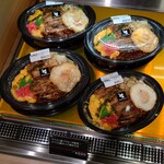 イーション - イベリコ豚のっけ焼きそば：2025/04/28