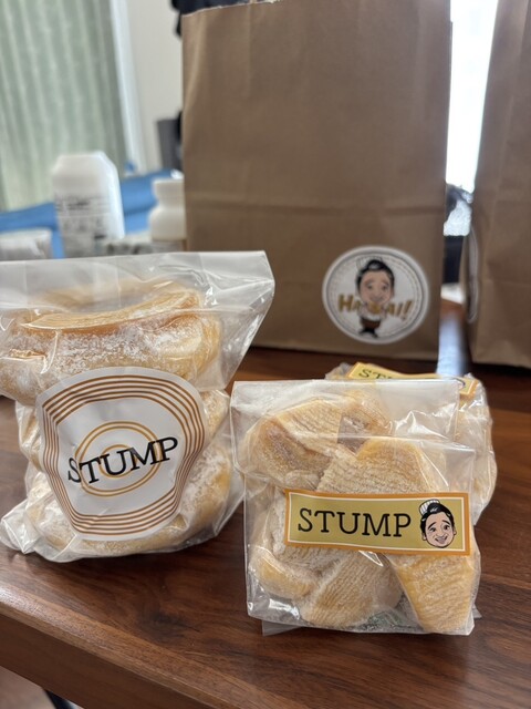 バウムクーヘン　2種　STUMP 斉藤 写真：斉藤慎二被告が群馬でバームクーヘン販売 「もう競馬を