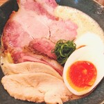 うまそうなラーメン屋 - 特製脳好クリーミーラーメン醤油