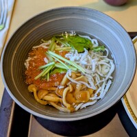 ブッフェアンドカフェ スロープサイドダイナー ザクロ - 
