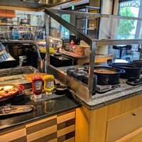 ブッフェアンドカフェ スロープサイドダイナー ザクロ - 