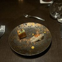 DINING & BAR TABLE 9 TOKYO - 