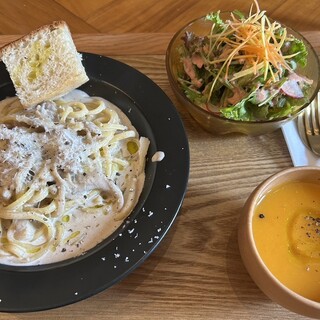 カフェバー ノラリ_1