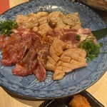 焼肉 日の出 - 