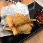 Nam Nam Noodle Bar - サトウキビのエビすり身巻き4.9ドル