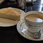 珈琲屋 らんぷ - 料理写真:ブレンドにマーガリントースト