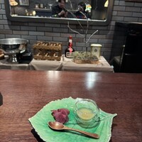 アペルシュ - ウェイティングスペースにて前菜