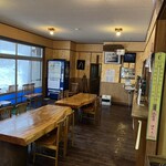 尾瀬至仏山麓 山の鼻小屋 - 食堂（レストラン）、※泊まり客の食事は別の部屋です。