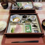 尾瀬至仏山麓 山の鼻小屋 - 朝飯
