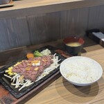 ビフテキ屋 まるり - 