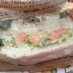 茶寮ベーカリー - えびアボカド&ポテト