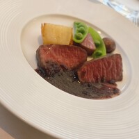 銀座 レストラン オザミ - 黒毛和牛　内もも肉
