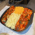 韓国料理 ホンデポチャ - チーズダッカルビ　2人前