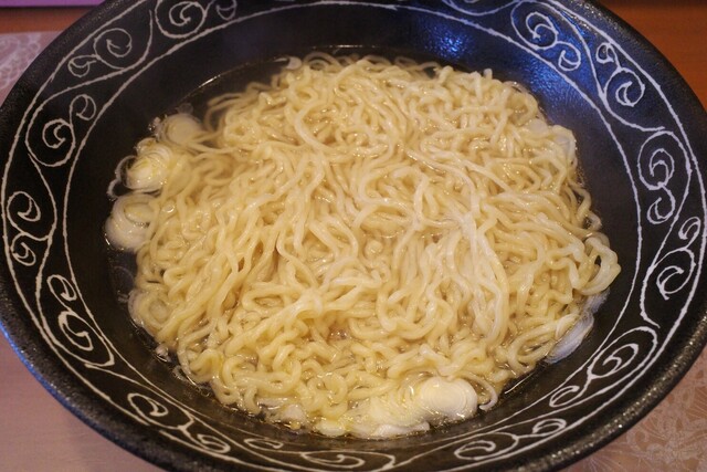 矢来製麺所 西米沢店｜手打ち麺と温かいおもてなし