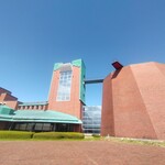 カフェテリア アメニティ - パレットおおさき　4月29日の昼は、風は強いが青空だった。