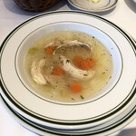 ウルフギャング・ステーキハウス - 2. 本日のスープ（THE WOLFGANG EXPERIENCE WEEKEND LUNCH COURSE）