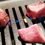 Kiwamiyakinikugyuugo - 特選サイコロタンステーキ焼き♪