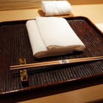 神楽坂 石かわ - テーブル・セッティング