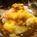 神楽坂 石かわ - 先付 岩手の生雲丹 毛蟹 焼茄子