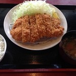 カツ丼とんかつ かつ福 - かつ福 ロースカツ定食 ￥750円