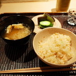 神楽坂 石かわ - 食事 ますのすけ釜炊きご飯 香の物 味噌椀
