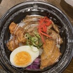 넨린야 에비스초점 - 덮밥 도시락 800엔