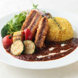 【夜カフェに】フードメニューも充実してます◎