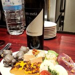 湯島エスターテ 自然派ワインが中心のイタリアン - 