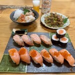 角上魚類 - 料理写真:寿司佐渡サクラマスづくし　700円x2　ほたるいか磯辺揚げ　380円　貝刺身盛合せ　850円　