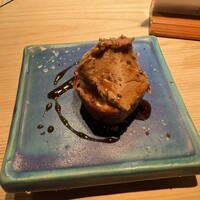 虎ノ門 焼鳥國よし - 鶏のレバーパテとバケット ソースは味醂