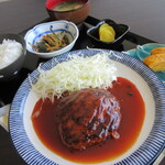 KitchenHaru - :ハンバーグ定食（日替わりランチ）770円
