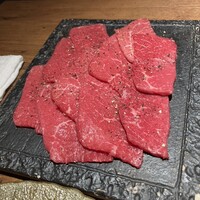 和牛とタン 焼肉 とみ 新橋本店 - 
