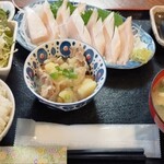ダイニングキッチン えん - 料理写真:ブリトロ刺