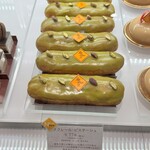 フレデリック カッセル 銀座三越店 - ショーケース1
