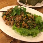 Baan E-Sarn Mungyos - 