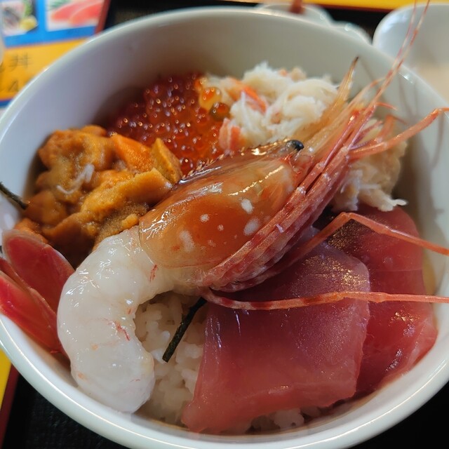 はこだて浪漫館 - 市役所前（函館）（海鮮丼）