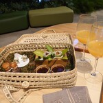 Azurmendi - WELCOME PICNIC