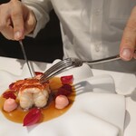 Azurmendi - Roasted and peeled LOBSTER on carcass juice