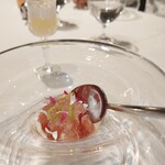 Azurmendi - BONITO belly tartar, tomato in textures, piparras