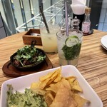 MUCHO MODERN MEXICANO - 