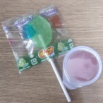 王者-23 - 食後のサービスでもらった飴とゼリー