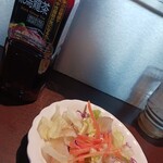 いきなりステーキ - セットのサラダと黒烏龍茶(Member 10円)